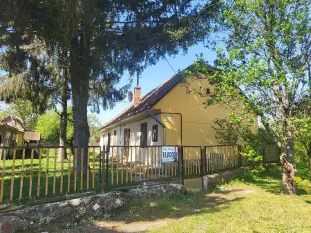 Eladó családi ház, Ivánbattyán 3 szoba 92 m² 12.9 M Ft