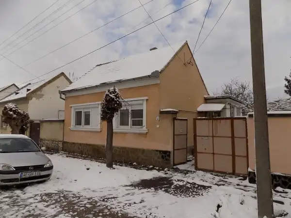 Eladó családi ház, Pápa 3 szoba 118 m² 59.5 M Ft