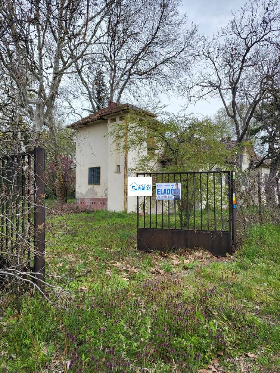 eladó kúria, Balatonfenyves